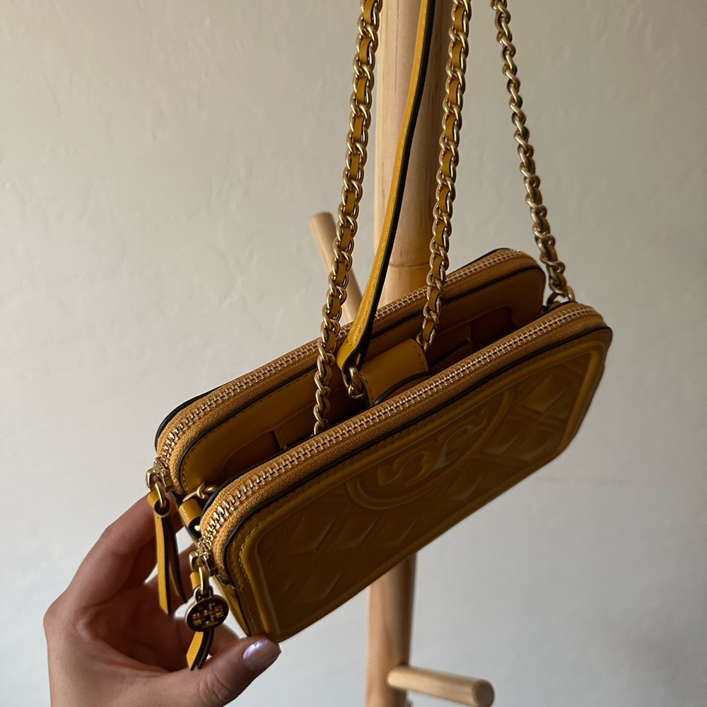Tory Burch Fleming Double Flap Crossbody Wallet on Chain Bag - Picture 2 of 2